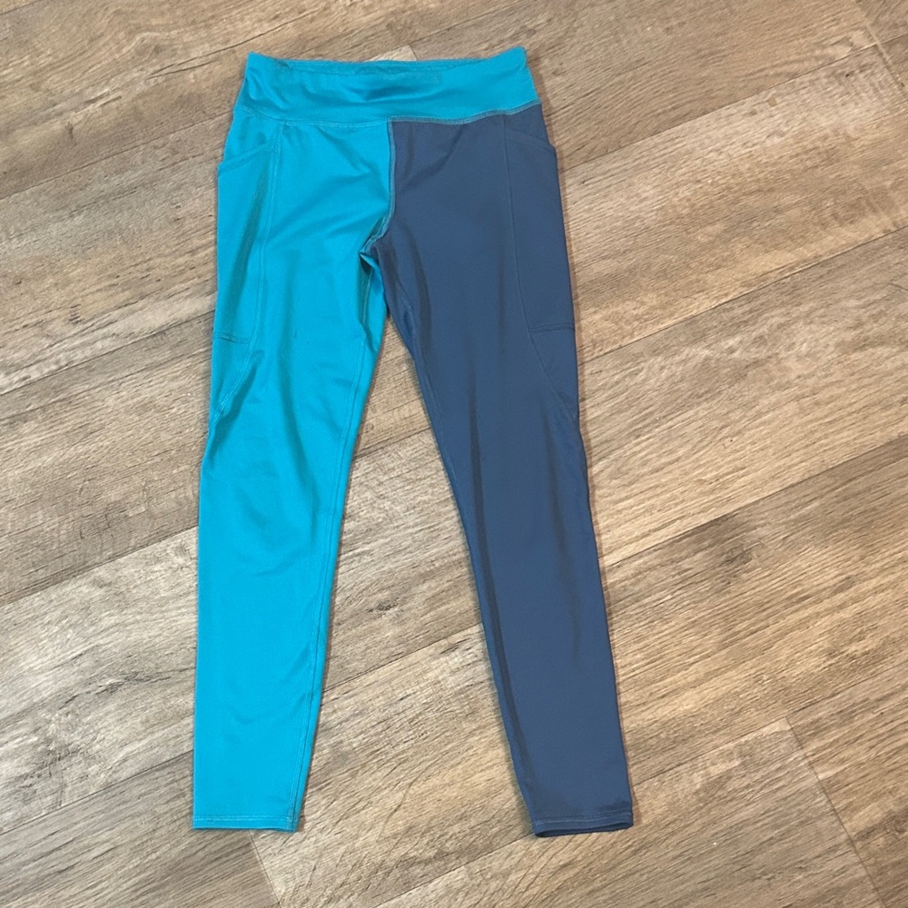 Two-Tone Blue Leggings
